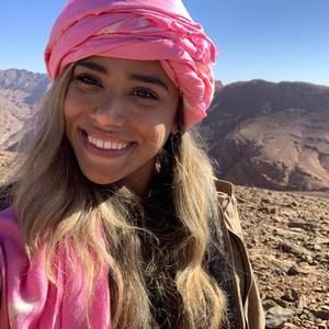 Meet your Posher, Isabel